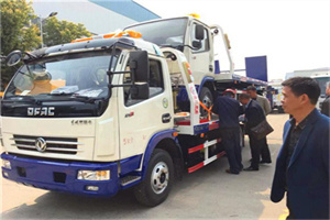 肇庆汽车道路救援拖车价格